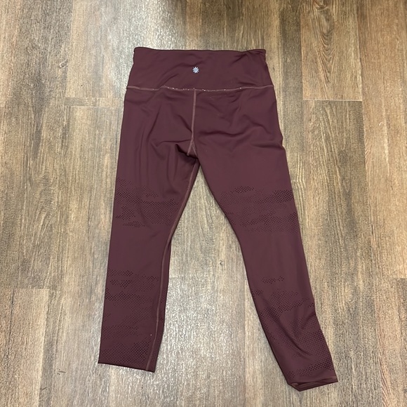 Athleta laser cut leggings - Picture 4 of 5